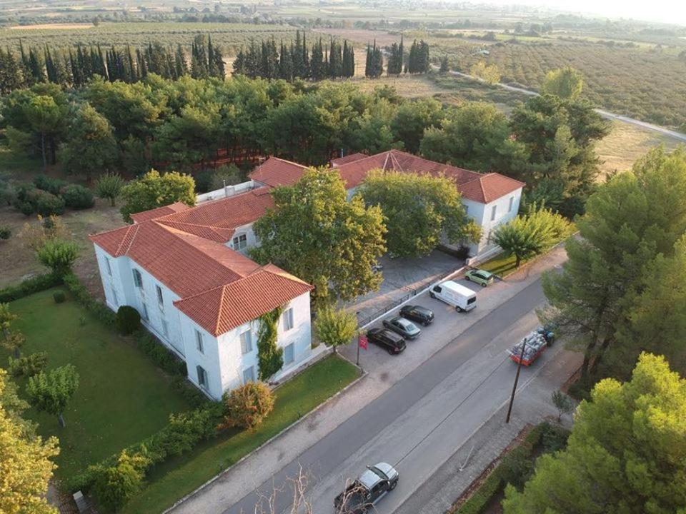 Hotel Oiti Loutra Ipatis Exterior foto